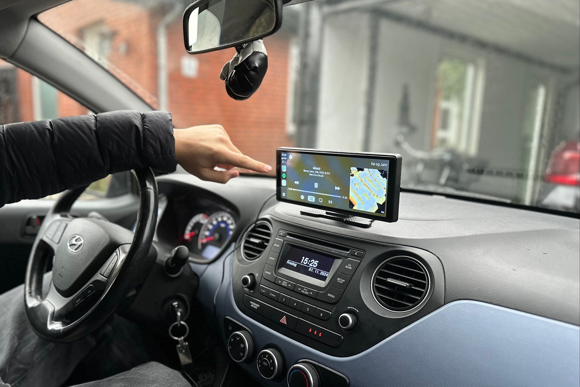 Musik bilskærm, spotify bilskærm, apple carplay skærm, skærm til bil, PimpDash Pro, pimpup